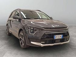 Grigio scuro Usata 2023 Kia Niro SUV | 24.900 € (Buon prezzo)