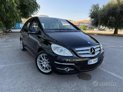 Nero Usata 2010 Mercedes B180 Premium Monovolume | 2499 € (Ottimo prezzo)
