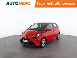 Rosso Usata 2019 Toyota Aygo Cool Due volumi | 12.299 € (Buon prezzo)