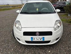 Bianco Usata 2011 Fiat Punto Due volumi | 2500 € (Buon prezzo)