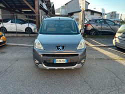 Argento Usata 2009 Peugeot Partner Tepee Comfort Monovolume | 3990 € (Buon prezzo)
