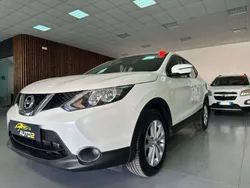 Beige Usata 2017 Nissan Qashqai SUV | 13.500 € (Buon prezzo)