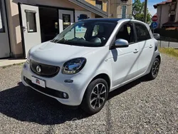 Bianco Usata 2015 Smart ForFour Prime Tre volumi | 7800 € (Buon prezzo)