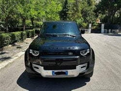 Nero Usata 2023 Land Rover Defender SUV | 62.000 €