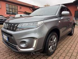 Grigio Usata 2023 Suzuki Vitara Cool SUV | 18.900 € (Buon prezzo)