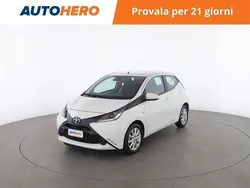 Bianco Usata 2017 Toyota Aygo Cool Due volumi | 10.699 € (Buon prezzo)