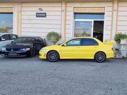 Giallo Usata 2003 Mitsubishi Lancer Tre volumi | 57.000 €
