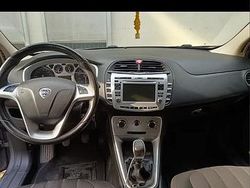 Grigio Usata 2012 Lancia Delta Due volumi | 4500 € (Buon prezzo)