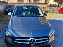 Usata 2020 Mercedes B200 Monovolume | 29.900 € (Molto cara)