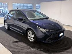 Blu metallizzato Usata 2022 Toyota Corolla Business Edition Tre volumi | 16.490 € (Buon prezzo)