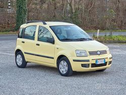 Giallo Usata 2007 Fiat Panda Tre volumi | 4200 € (Buon prezzo)