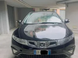 Usata 2009 Honda Civic Tre volumi | 5550 € (Buon prezzo)