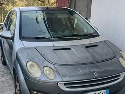 Grigio Usata 2004 Smart ForFour Due volumi | 1500 € (Buon prezzo)