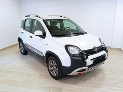 Bianco Usata 2015 Fiat Panda Cross Cross Due volumi | 12.900 € (Buon prezzo)