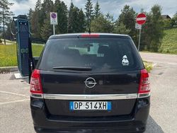 Nero Usata 2008 Opel Zafira Cosmo Monovolume | 3150 € (Cara)