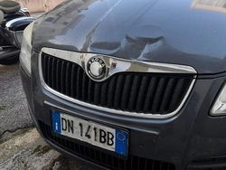 Grigio Usata 2008 Skoda Roomster Monovolume | 2600 € (Buon prezzo)