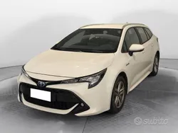 Super white Usata 2020 Toyota Corolla Active Station wagon | 18.900 € (Buon prezzo)