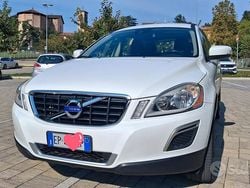 Bianco Usata 2013 Volvo XC60 Kinetic SUV | 10.500 €