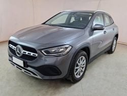 Grigio Usata 2022 Mercedes GLA180 Business SUV | 30.990 € (Buon prezzo)