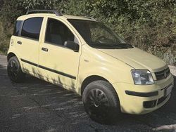Giallo Usata 2007 Fiat Panda Dynamic Due volumi | 2800 € (Buon prezzo)