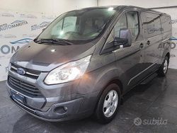 Grigio chiaro Usata 2018 Ford Transit Custom Trend Station wagon | 26.900 € (Cara)