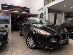 Nero Usata 2014 Ford Fiesta Titanium Tre volumi | 6900 € (Buon prezzo)