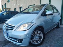 Argento Usata 2010 Mercedes A170 Avantgarde Tre volumi | 3999 € (Buon prezzo)