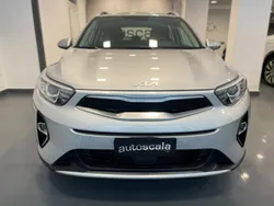 Grigio Usata 2022 Kia Stonic Style SUV | 15.490 € (Buon prezzo)