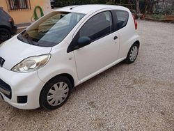 Bianco Usata 2009 Peugeot 107 Due volumi | 2500 € (Ottimo prezzo)