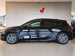 Nero Usata 2025 Ford Focus ST-Line Tre volumi | 21.400 € (Ottimo prezzo)