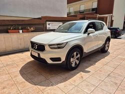 Bianco Usata 2020 Volvo XC40 Momentum SUV | 19.480 € (Buon prezzo)