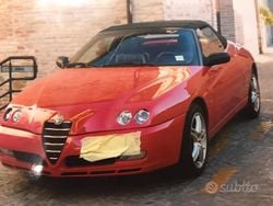 Rosso Usata 2003 Alfa Romeo Spider Cabrio | 11.900 € (Molto cara)