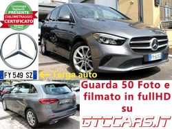 Grigio montagna metallizzato Usata 2019 Mercedes B180 Monovolume | 18.900 € (Buon prezzo)