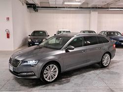 Grigio Usata 2024 Skoda Superb Style Station wagon | 37.390 € (Cara)