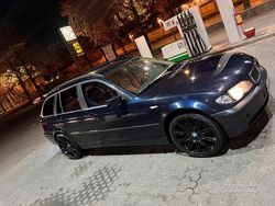 Blu Usata 2003 BMW 330 Station wagon | 4000 €