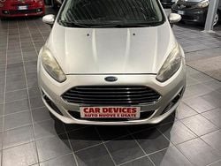 Grigio Usata 2016 Ford Fiesta Tre volumi | 7699 € (Buon prezzo)