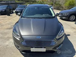 Grigio Usata 2017 Ford Focus Titanium X Station wagon | 7999 € (Buon prezzo)