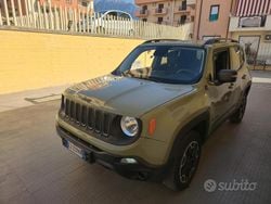 Verde Usata 2015 Jeep Renegade Trailhawk SUV | 11.500 € (Buon prezzo)