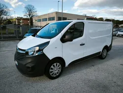 Bianco Usata 2017 Opel Vivaro Edition Furgone | 13.500 € (Buon prezzo)