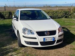 Bianco Usata 2009 VW Polo United Tre volumi | 4800 € (Ottimo prezzo)