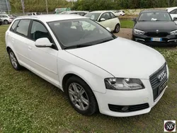 Bianco(met.) Usata 2009 Audi A3 Sportback Ambition Tre volumi | 5800 € (Buon prezzo)