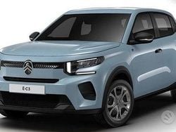 Blu Nuova 2025 Citroën e-C3 Tre volumi | 8250 € (Cara)