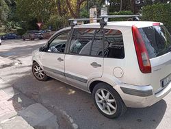 Usata 2006 Ford Fusion Monovolume | 750 € (Ottimo prezzo)