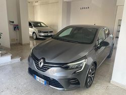 Grigio Usata 2023 Renault Clio V Techno Tre volumi | 13.500 € (Buon prezzo)