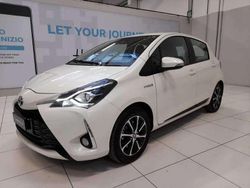 Bianco Usata 2019 Toyota Yaris Hybrid Active Tre volumi | 14.500 € (Buon prezzo)