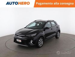 Nero Usata 2023 Kia Stonic Urban SUV | 15.199 € (Buon prezzo)