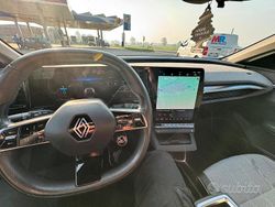 Rosso Usata 2023 Renault Megane E-Tech Techno Tre volumi | 25.500 €