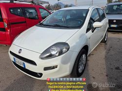 Bianco Usata 2014 Fiat Punto Young Tre volumi | 3890 € (Buon prezzo)