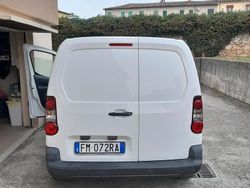 Usata 2017 Peugeot Partner Monovolume | 6500 €