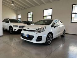 Bianco Usata 2016 Kia Rio Active Tre volumi | 5990 € (Buon prezzo)